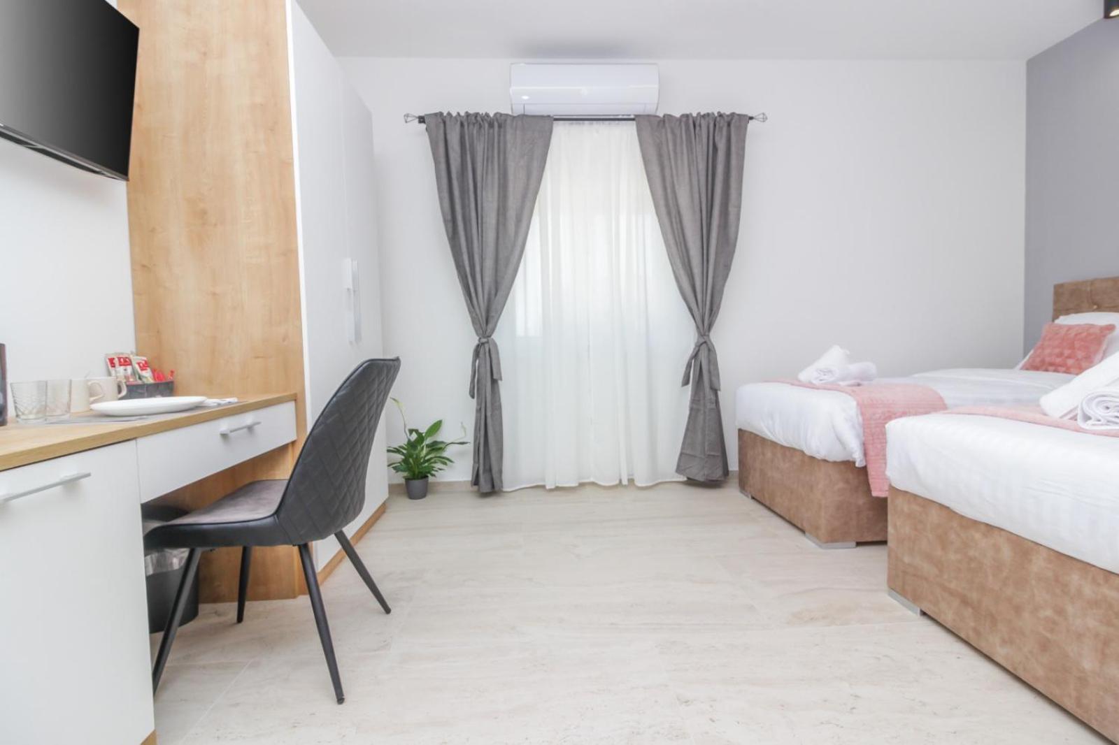 Rooms Zemunik Donji Zemunik Esterno foto